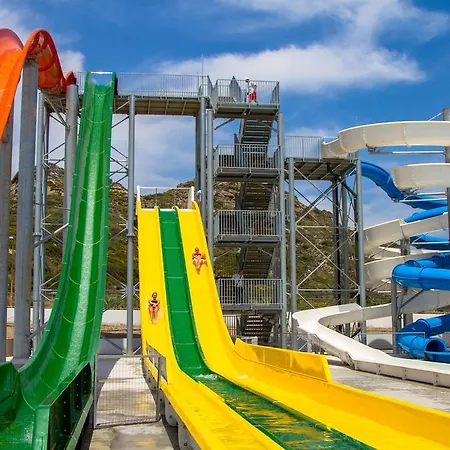 Sun Palace 호텔 팔리라키