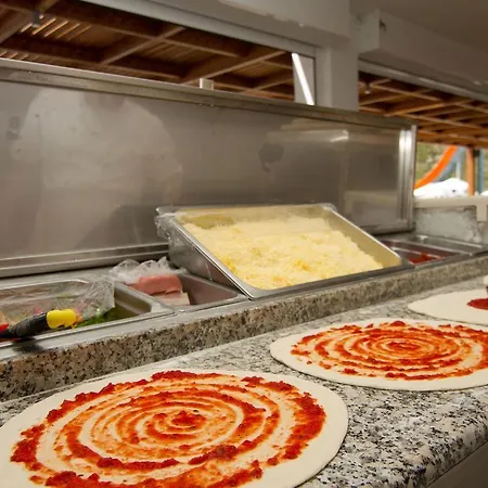 Sun Palace ファリラキ