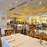 Sun Palace
