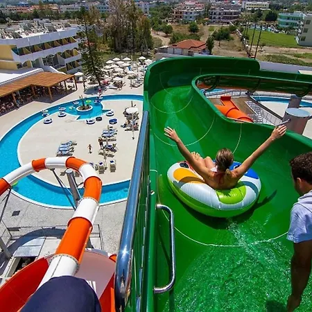 Sun Palace فاليراكي