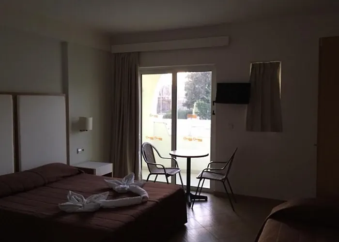 Отель Sun Palace Фалираки