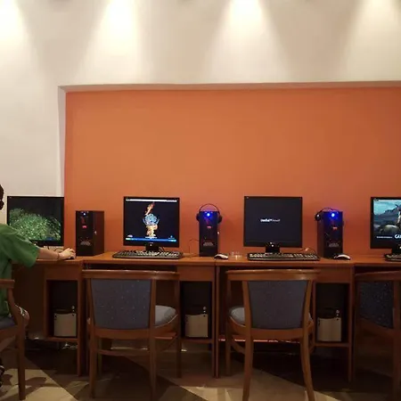 Ξενοδοχείο Sun Palace 4*